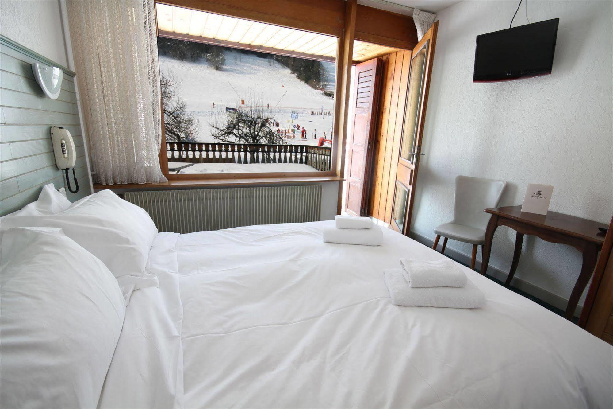 Hotel L'Aubergade Morzine Exterior photo
