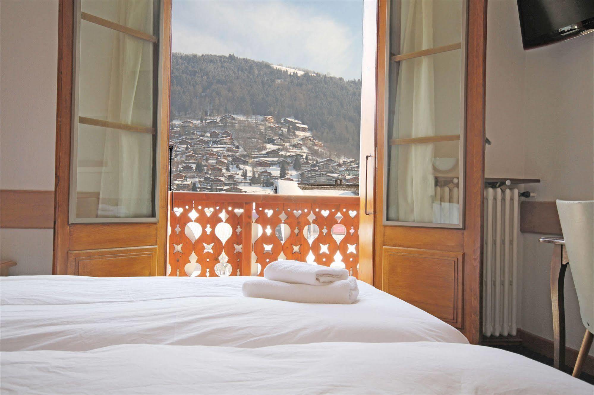 Hotel L'Aubergade Morzine Exterior photo