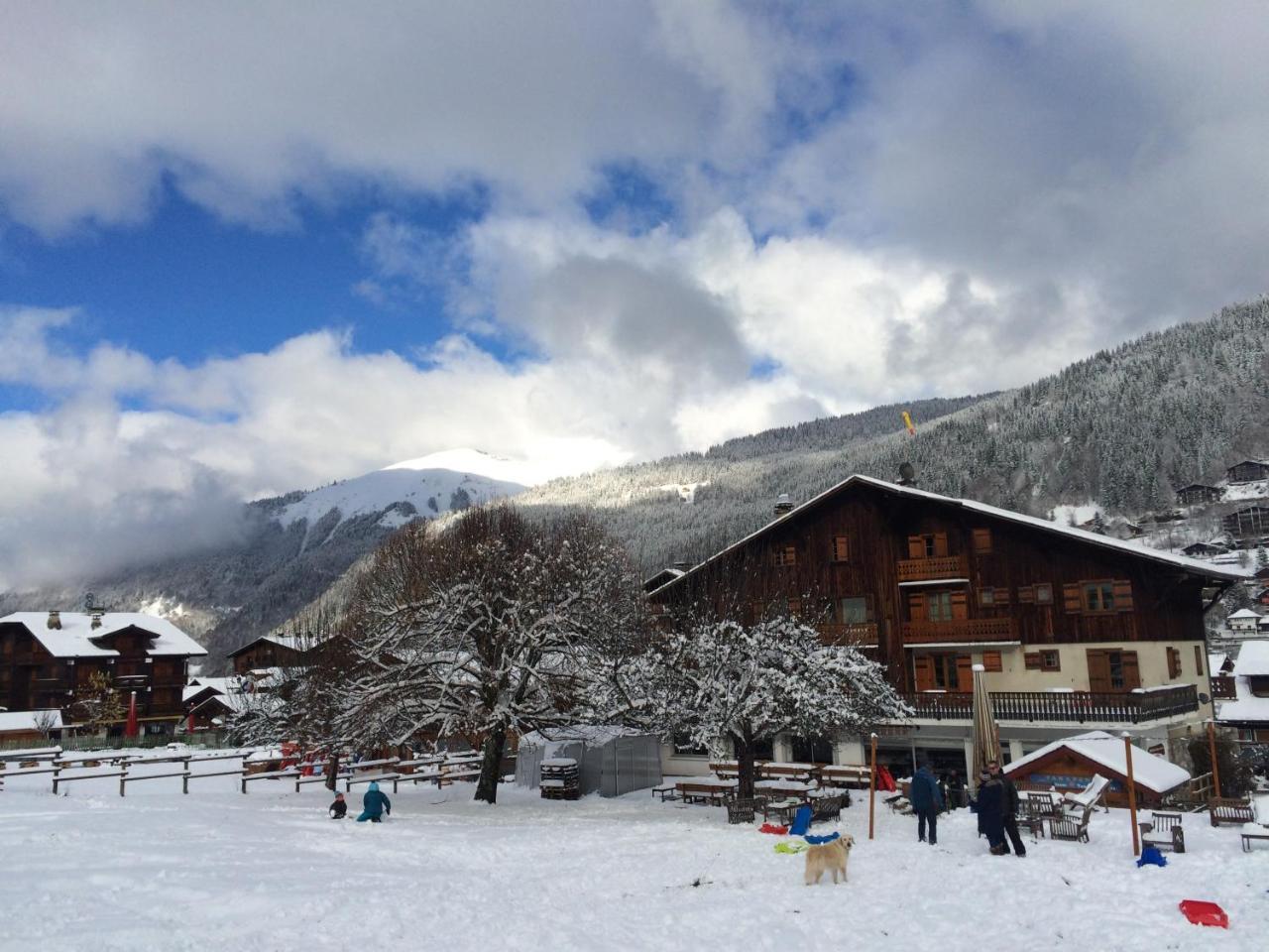 Hotel L'Aubergade Morzine Exterior photo
